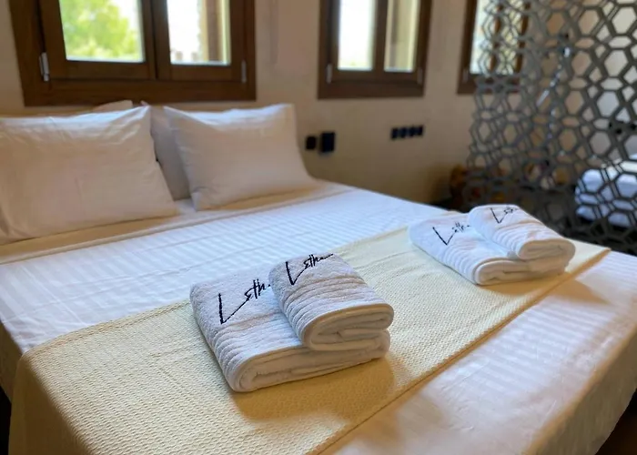 Villa Lethe With Private Pool Greece