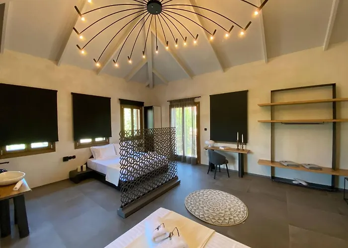 Lethe With Private Pool Greece